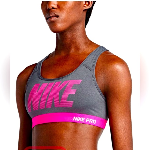 Nike‎ Pro - Picture 1 of 8